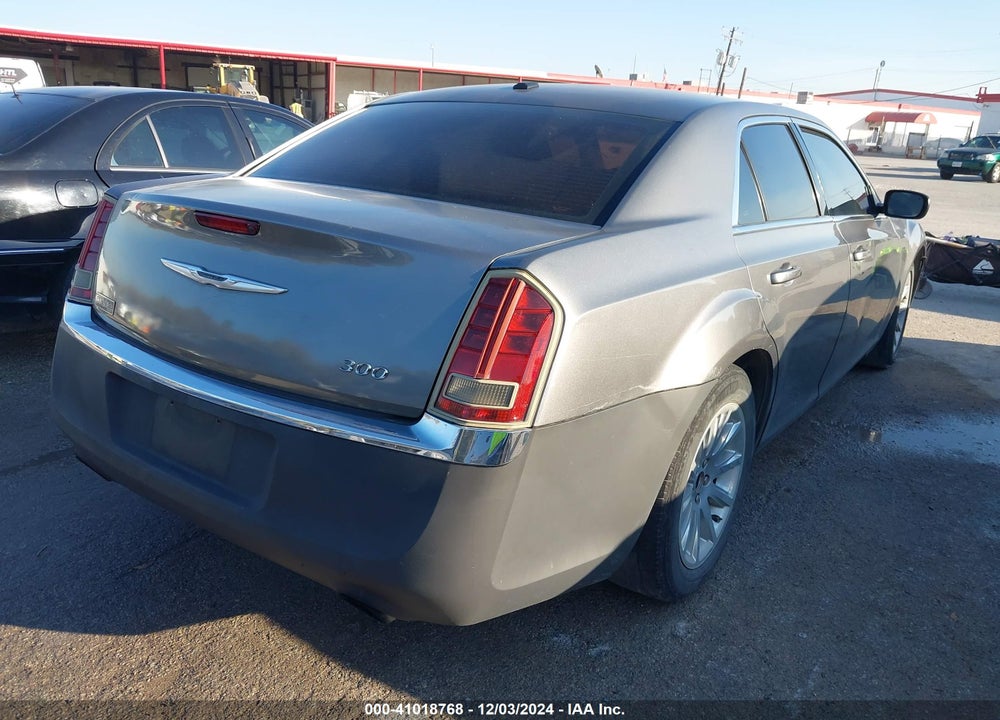 2012 CHRYSLER 300 VIN: 2C3CCAAG2CH116603