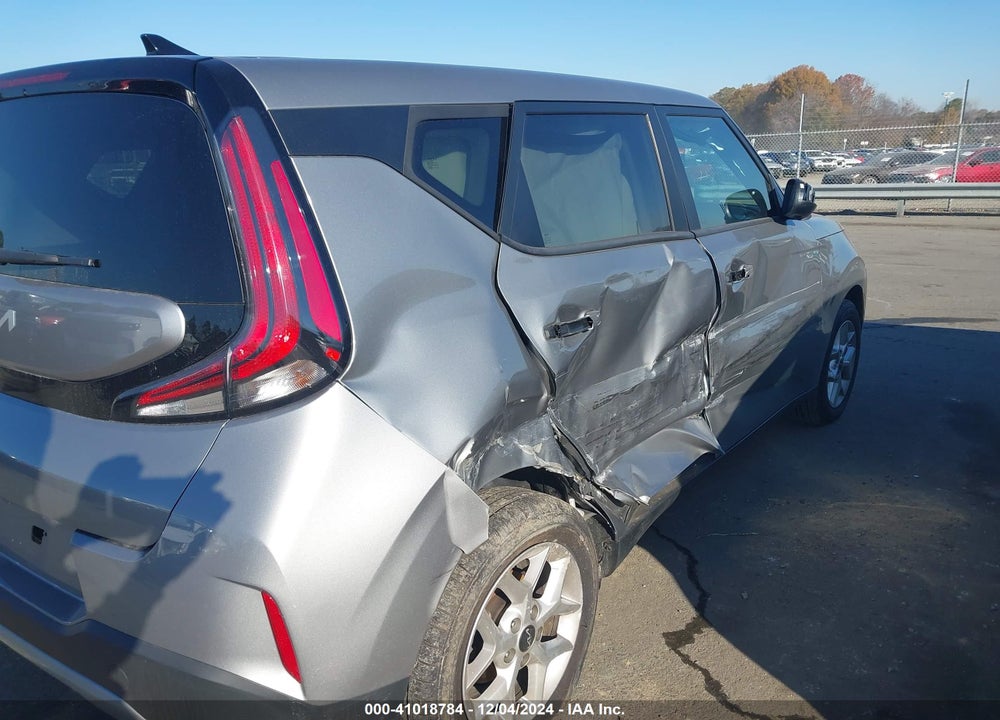 2023 KIA SOUL LX VIN: KNDJ23AU3P7852457