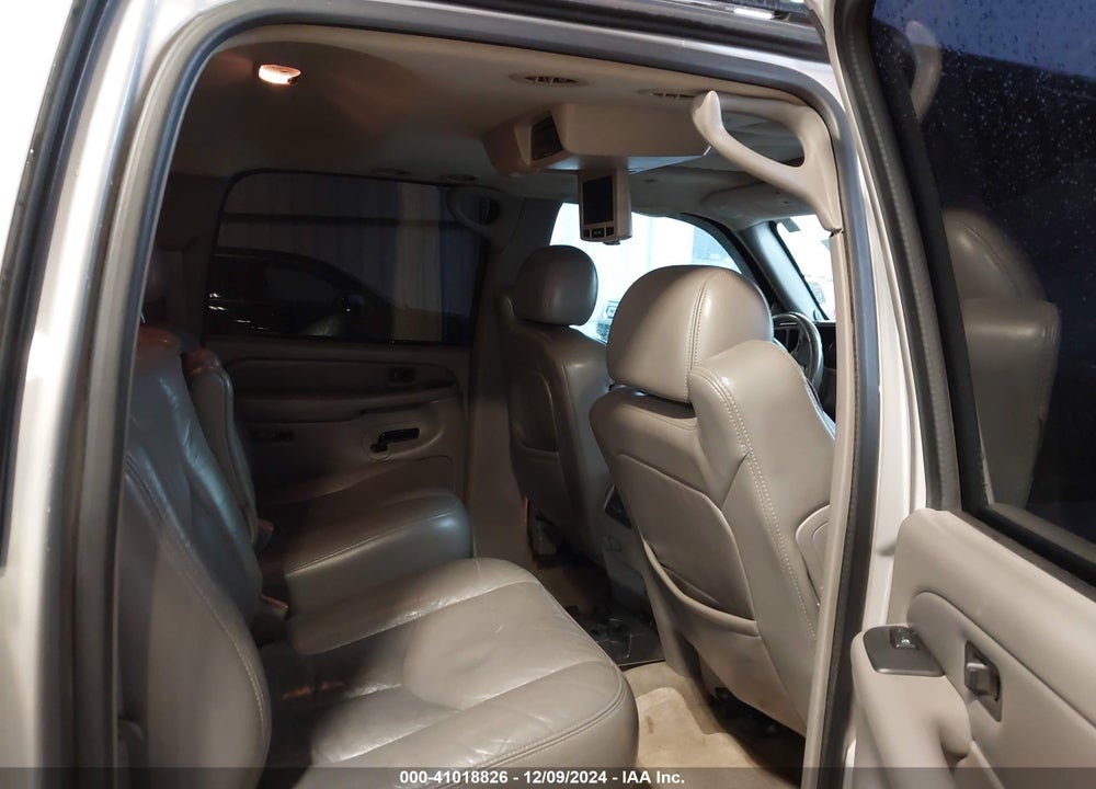 2004 GMC YUKON XL 1500 DENALI VIN: 1GKFK66U94J247541