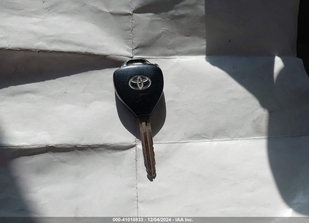 2009 TOYOTA COROLLA LE VIN: 1NXBU40E19Z155626