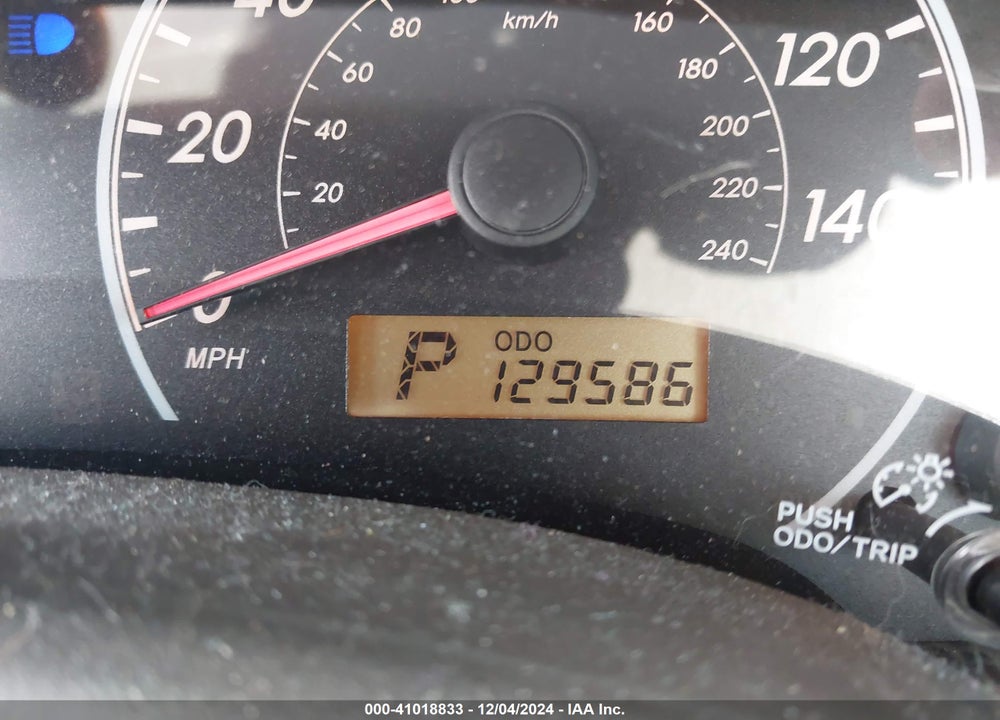 2009 TOYOTA COROLLA LE VIN: 1NXBU40E19Z155626