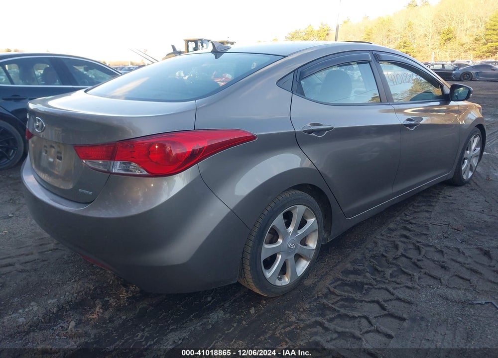 2011 HYUNDAI ELANTRA LIMITED VIN: 5NPDH4AE9BH055855