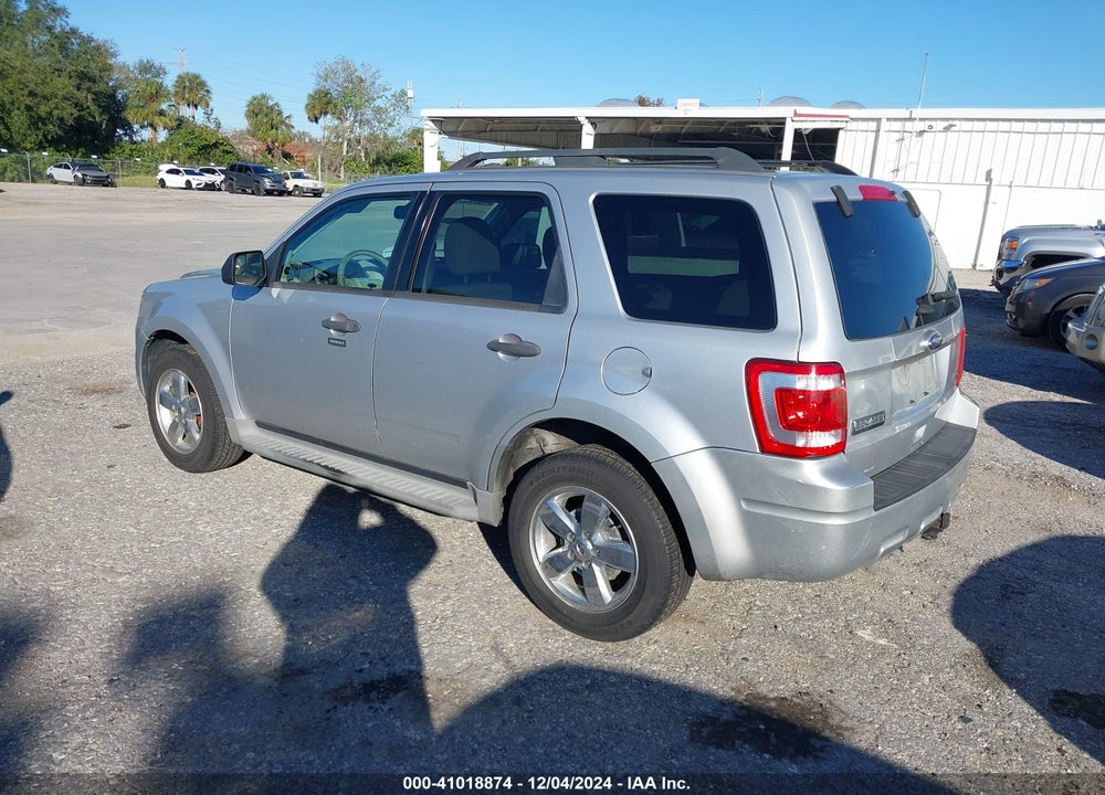 2011 FORD ESCAPE XLT VIN: 1FMCU0DG2BKB57685