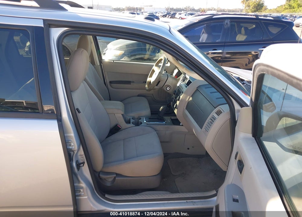 2011 FORD ESCAPE XLT VIN: 1FMCU0DG2BKB57685