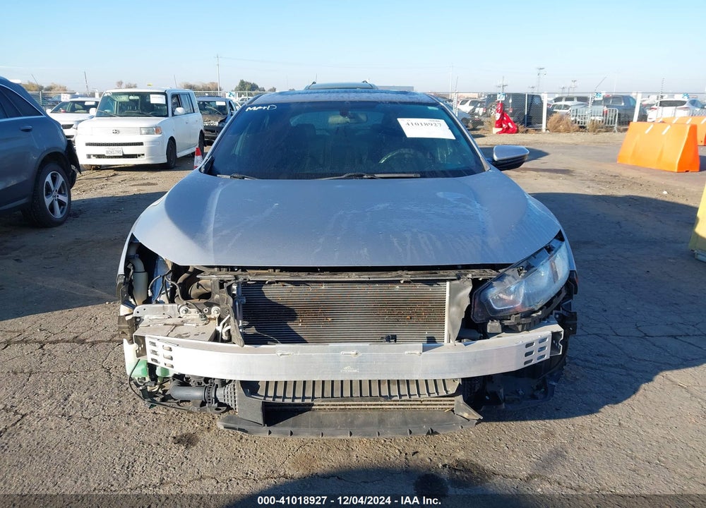 2018 HONDA CIVIC EX VIN: SHHFK7H58JU406008