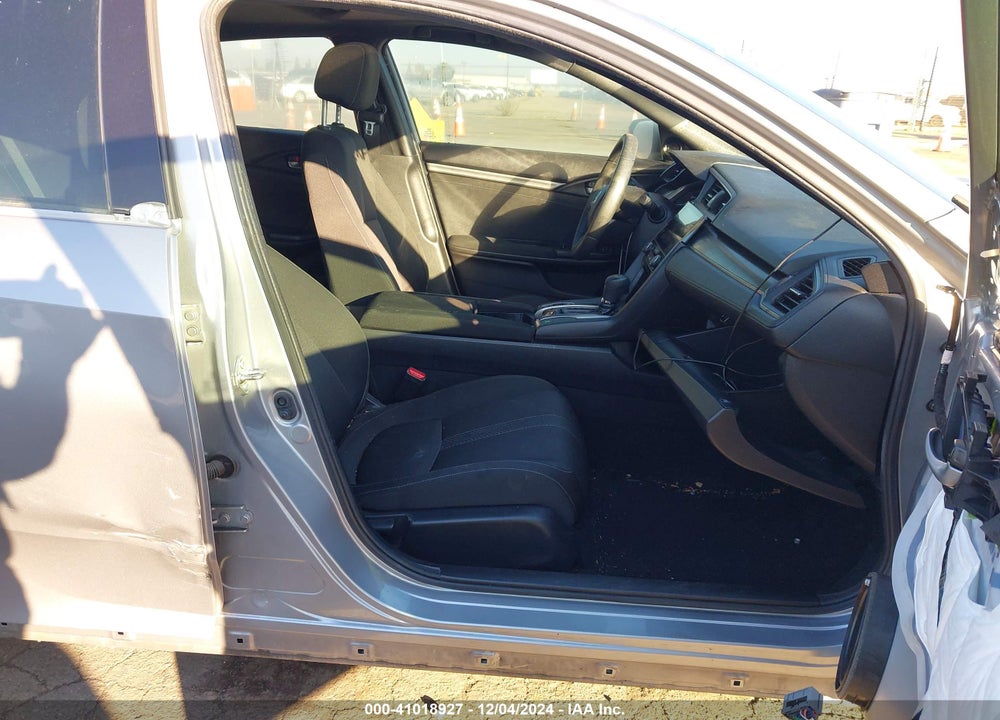 2018 HONDA CIVIC EX VIN: SHHFK7H58JU406008