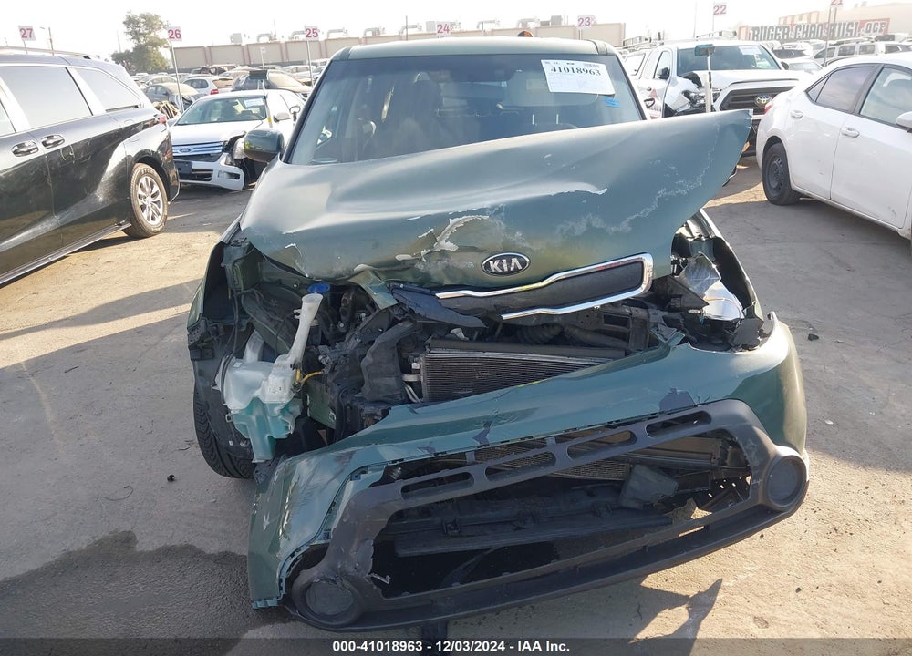 2014 KIA SOUL VIN: KNDJN2A27E7038177
