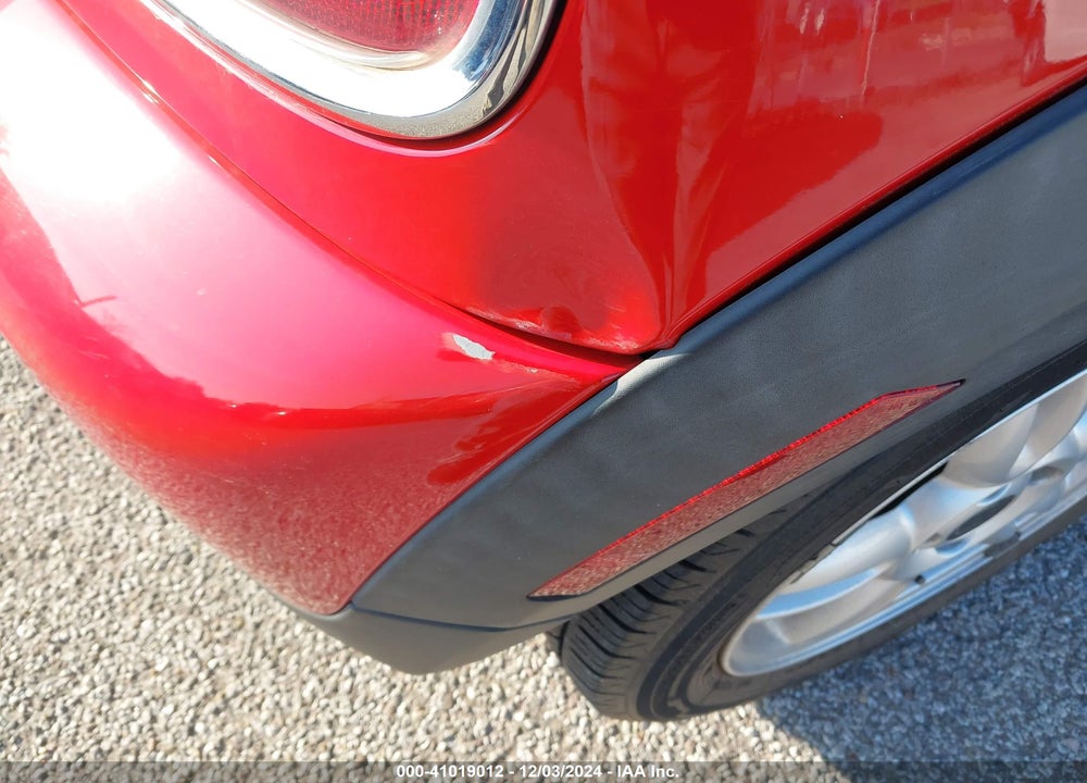 2012 MINI COOPER VIN: WMWSU3C59CT543837