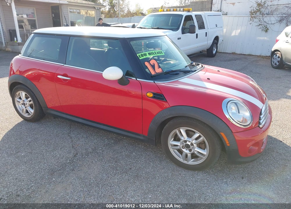 2012 MINI COOPER VIN: WMWSU3C59CT543837