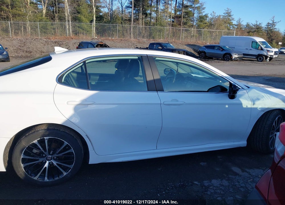 2020 TOYOTA CAMRY SE VIN: 4T1G11AK2LU502101