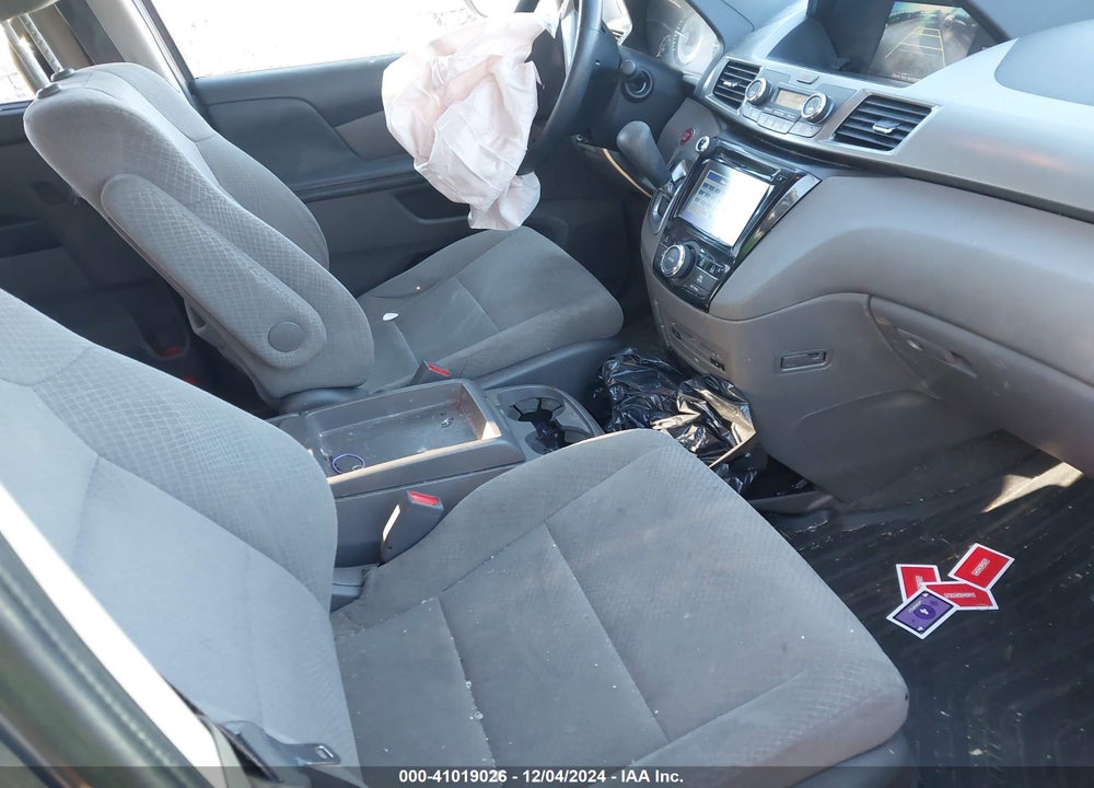 2016 HONDA ODYSSEY SE VIN: 5FNRL5H37GB051467