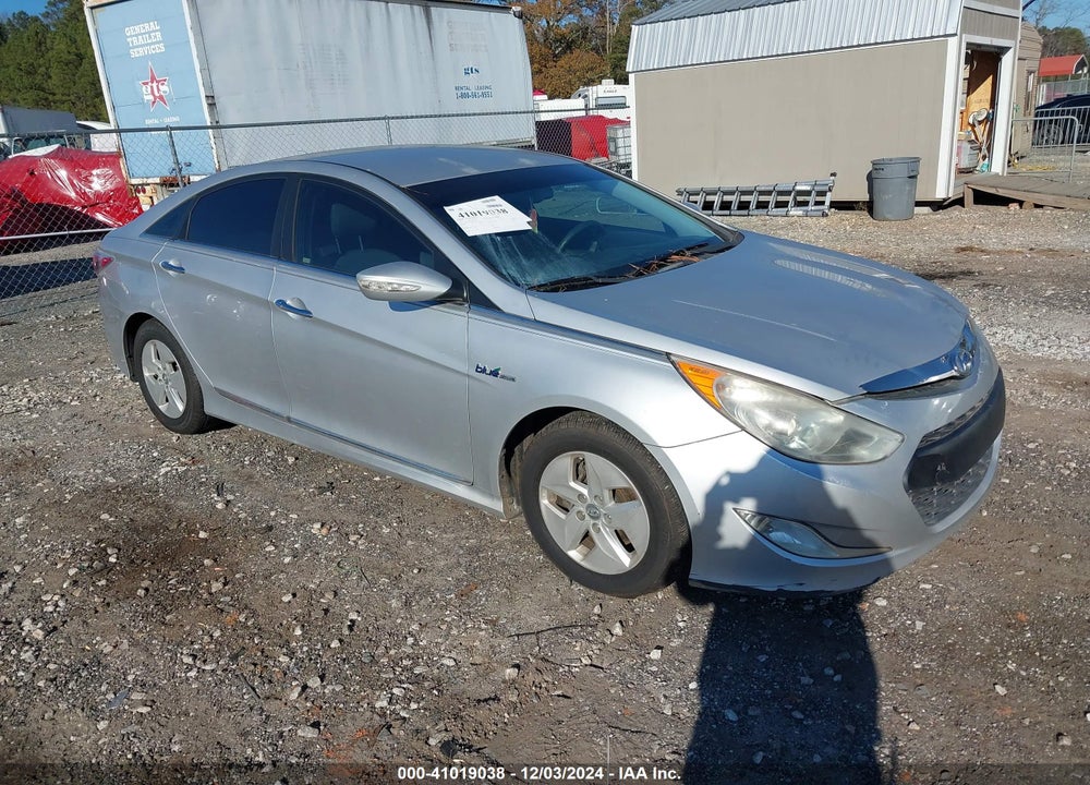2012 HYUNDAI SONATA HYBRID VIN: KMHEC4A42CA026597