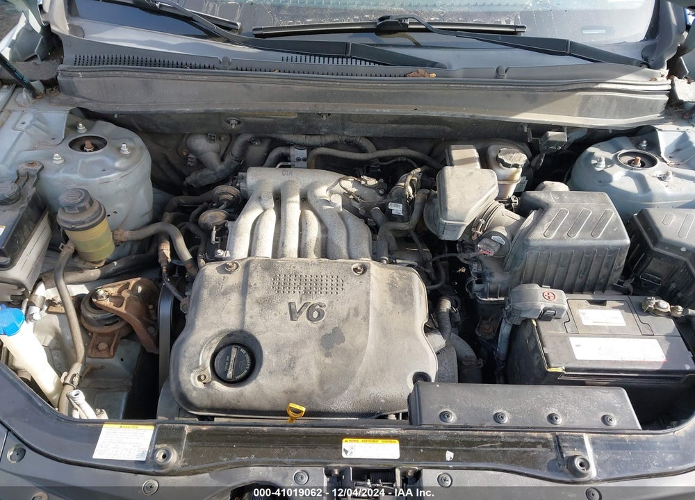 2009 HYUNDAI SANTA FE GLS VIN: 5NMSG73D19H305080