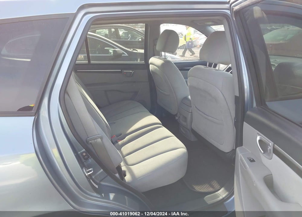 2009 HYUNDAI SANTA FE GLS VIN: 5NMSG73D19H305080