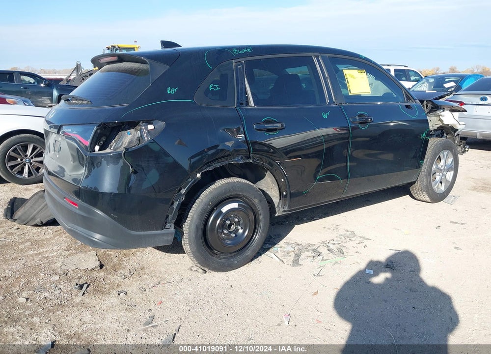 2023 HONDA HR-V 2WD LX VIN: 3CZRZ1H39PM738298