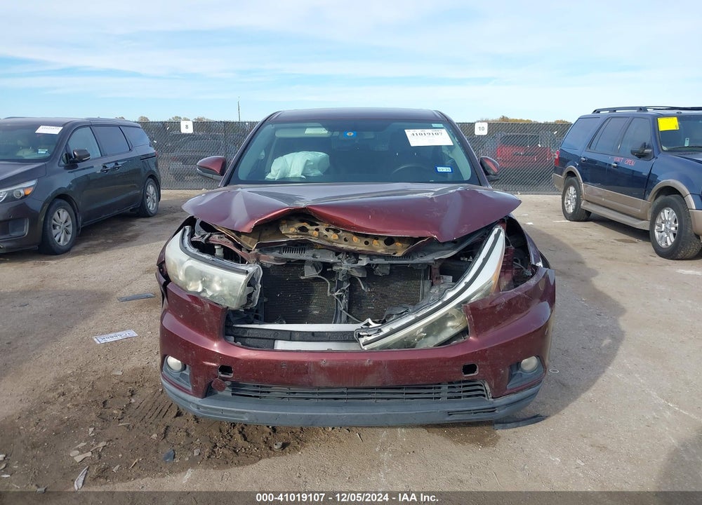 2015 TOYOTA HIGHLANDER LE PLUS V6 VIN: 5TDZKRFH9FS079449