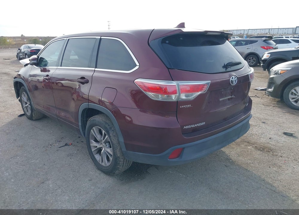 2015 TOYOTA HIGHLANDER LE PLUS V6 VIN: 5TDZKRFH9FS079449