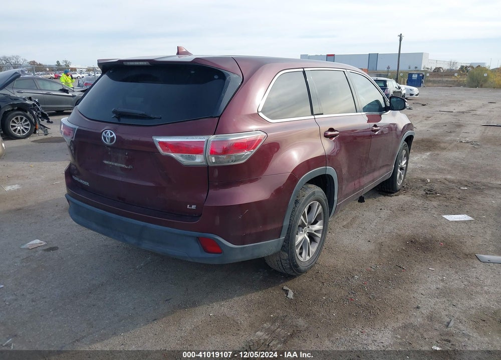 2015 TOYOTA HIGHLANDER LE PLUS V6 VIN: 5TDZKRFH9FS079449