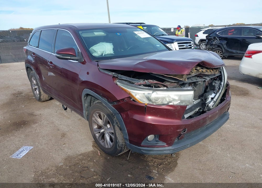 2015 TOYOTA HIGHLANDER LE PLUS V6 VIN: 5TDZKRFH9FS079449