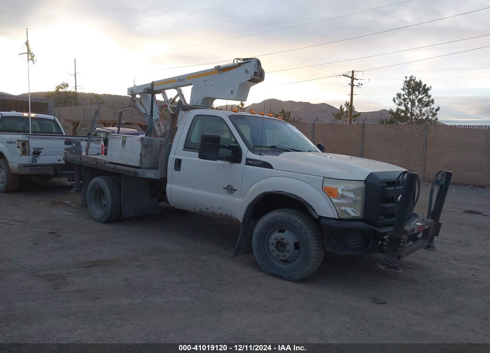 2013 FORD F-350 CHASSIS XL VIN: 1FDRF3HT4DEA99979