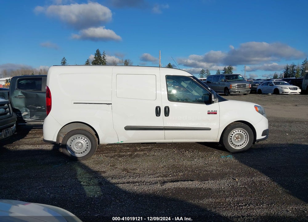 2022 RAM PROMASTER CITY CARGO VAN VIN: ZFBHRFAB0N6W36159