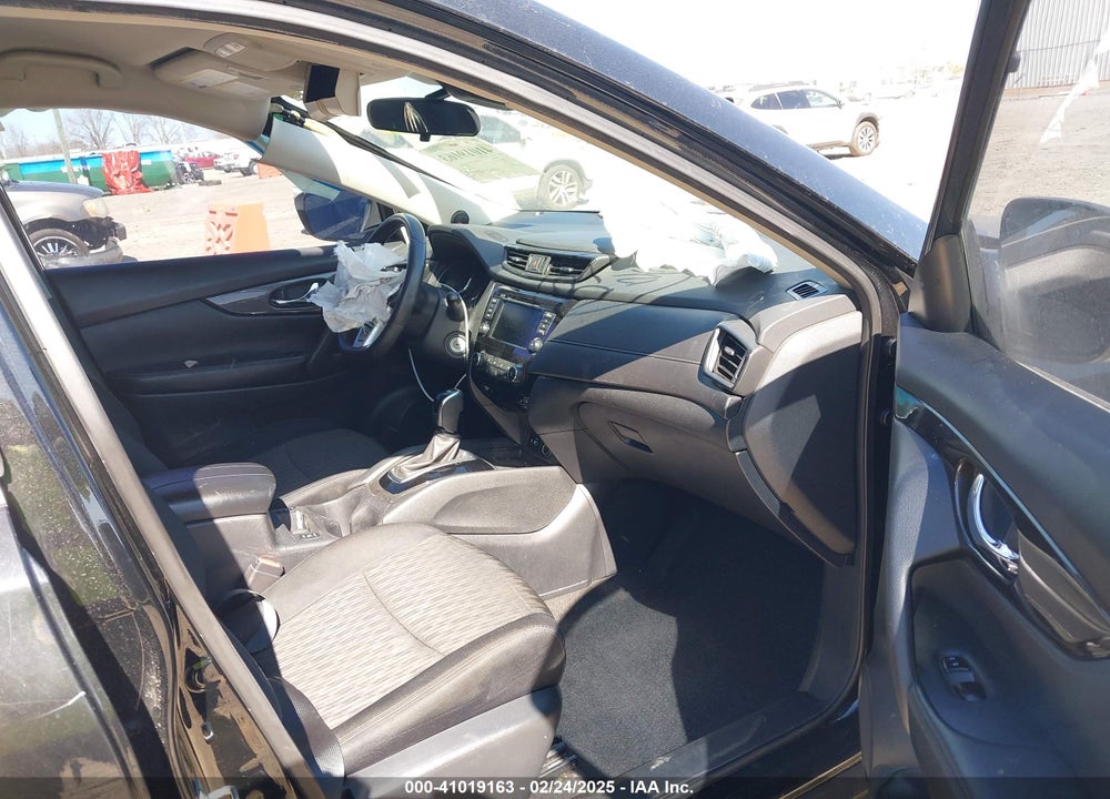 2019 NISSAN ROGUE VIN: 5N1AT2MT0KC799416