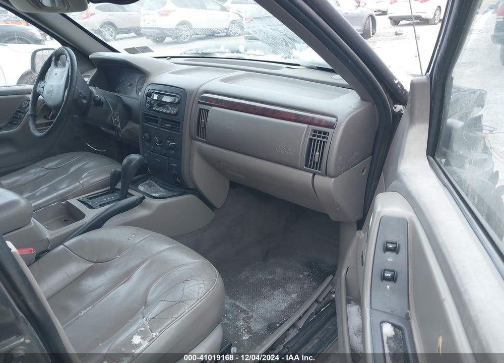 2000 JEEP GRAND CHEROKEE LAREDO VIN: 1J4GW48N2YC212441