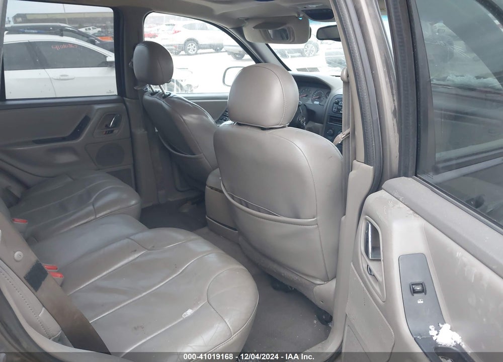 2000 JEEP GRAND CHEROKEE LAREDO VIN: 1J4GW48N2YC212441