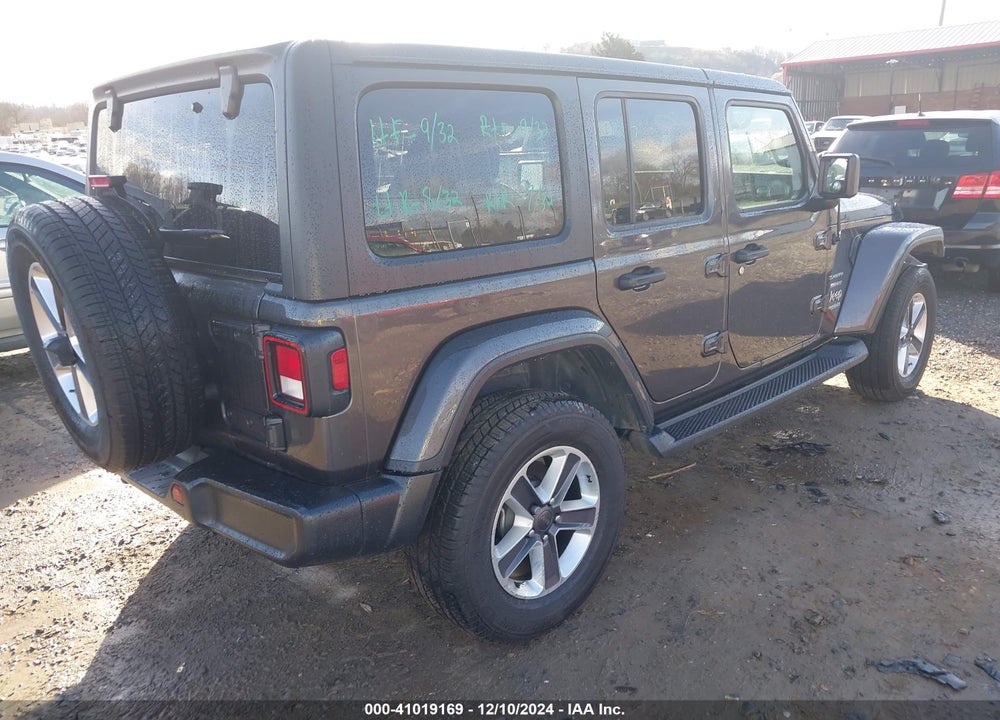 2021 JEEP WRANGLER UNLIMITED SAHARA 4X4 VIN: 1C4HJXEM5MW581647