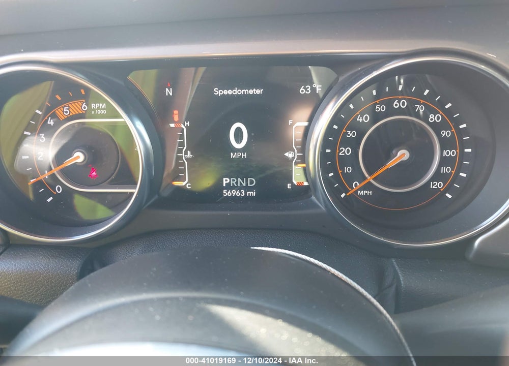 2021 JEEP WRANGLER UNLIMITED SAHARA 4X4 VIN: 1C4HJXEM5MW581647