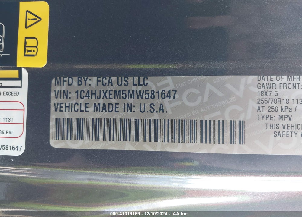 2021 JEEP WRANGLER UNLIMITED SAHARA 4X4 VIN: 1C4HJXEM5MW581647