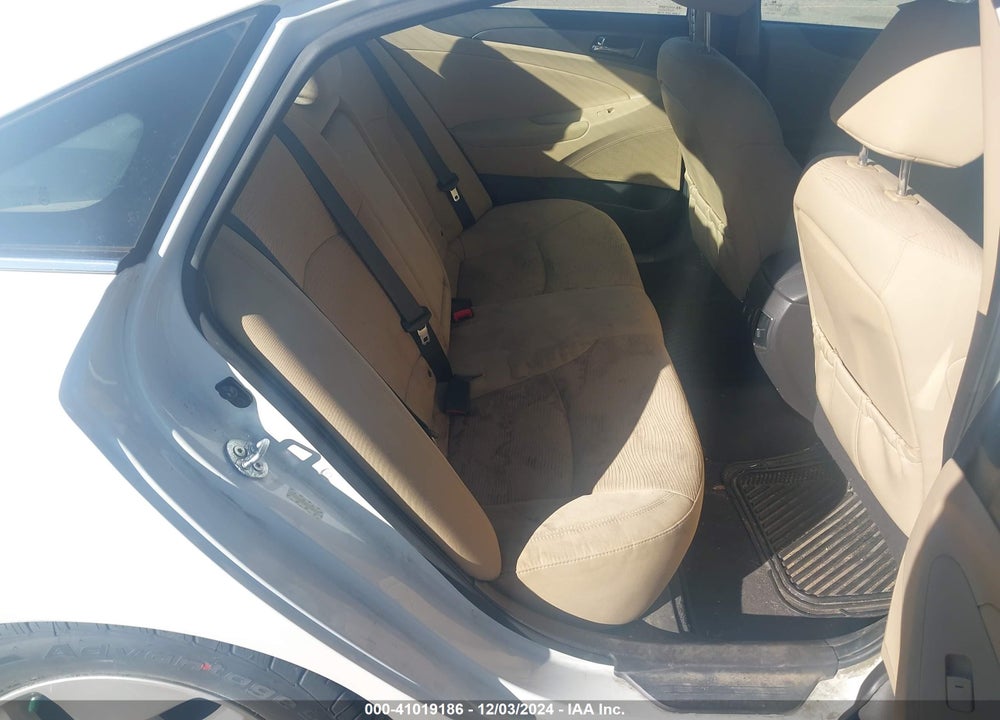 2012 HYUNDAI SONATA HYBRID VIN: KMHEC4A45CA046648