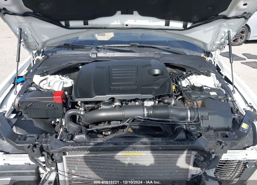 2018 JAGUAR XE VIN: SAJAD4FX9JCP35047