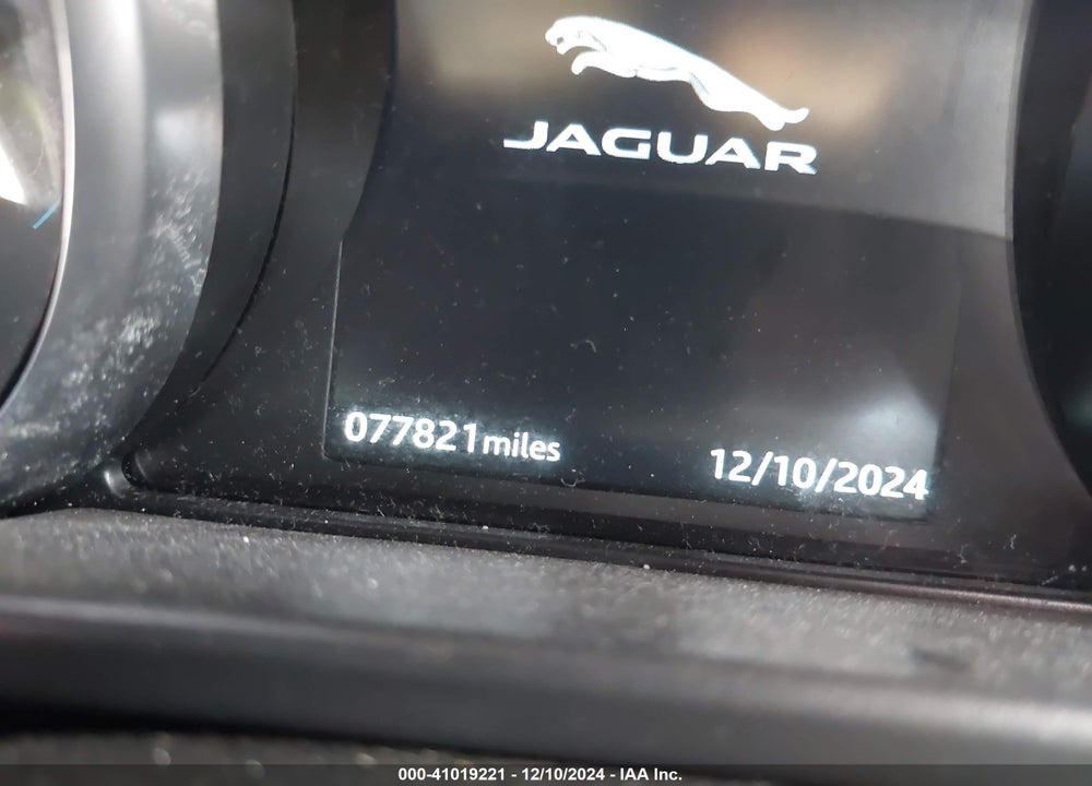 2018 JAGUAR XE VIN: SAJAD4FX9JCP35047