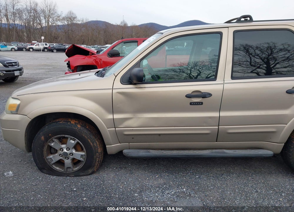 2007 FORD ESCAPE XLT/XLT SPORT VIN: 1FMYU93157KA28385