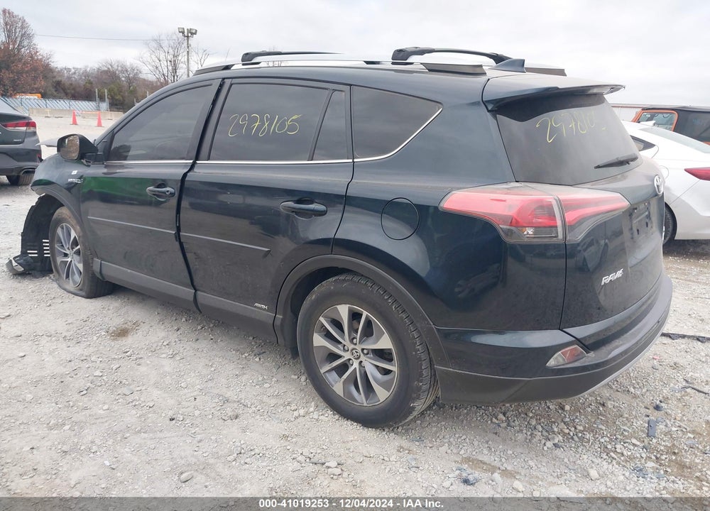 2018 TOYOTA RAV4 HYBRID XLE VIN: JTMRJREV5JD232908
