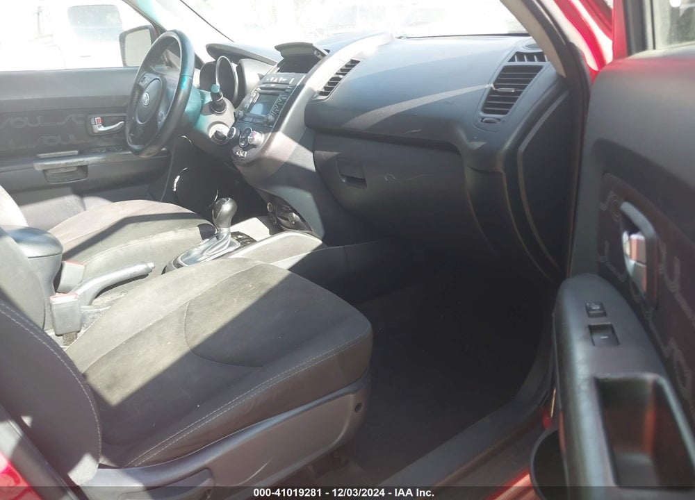 2012 KIA SOUL VIN: KNDJT2A61C7440458