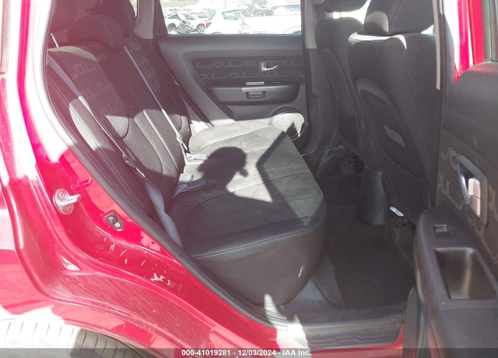 2012 KIA SOUL VIN: KNDJT2A61C7440458