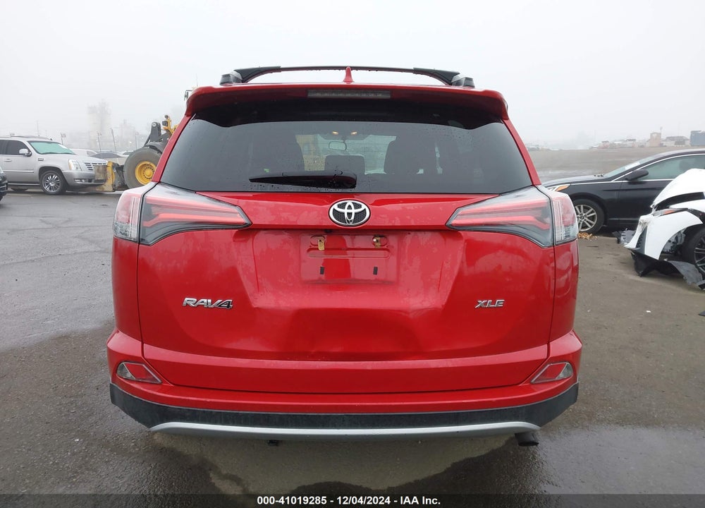 2016 TOYOTA RAV4 XLE VIN: 2T3WFREV0GW267551