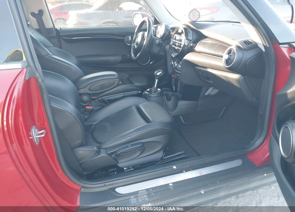 2014 MINI HARDTOP COOPER S VIN: WMWXM7C51ET987052