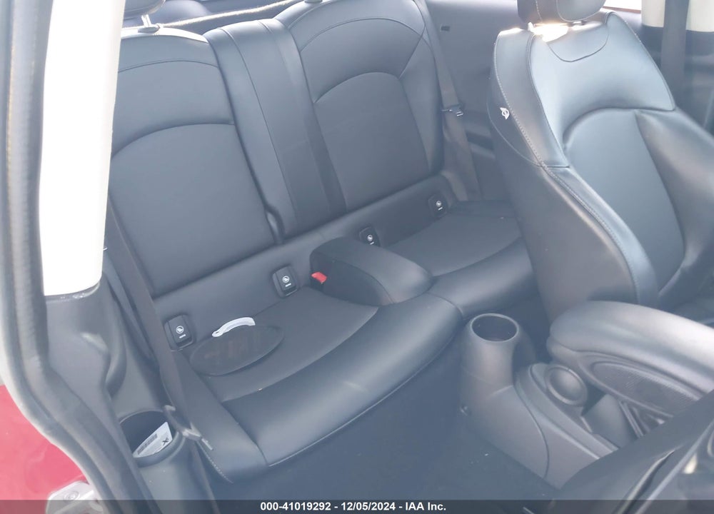 2014 MINI HARDTOP COOPER S VIN: WMWXM7C51ET987052