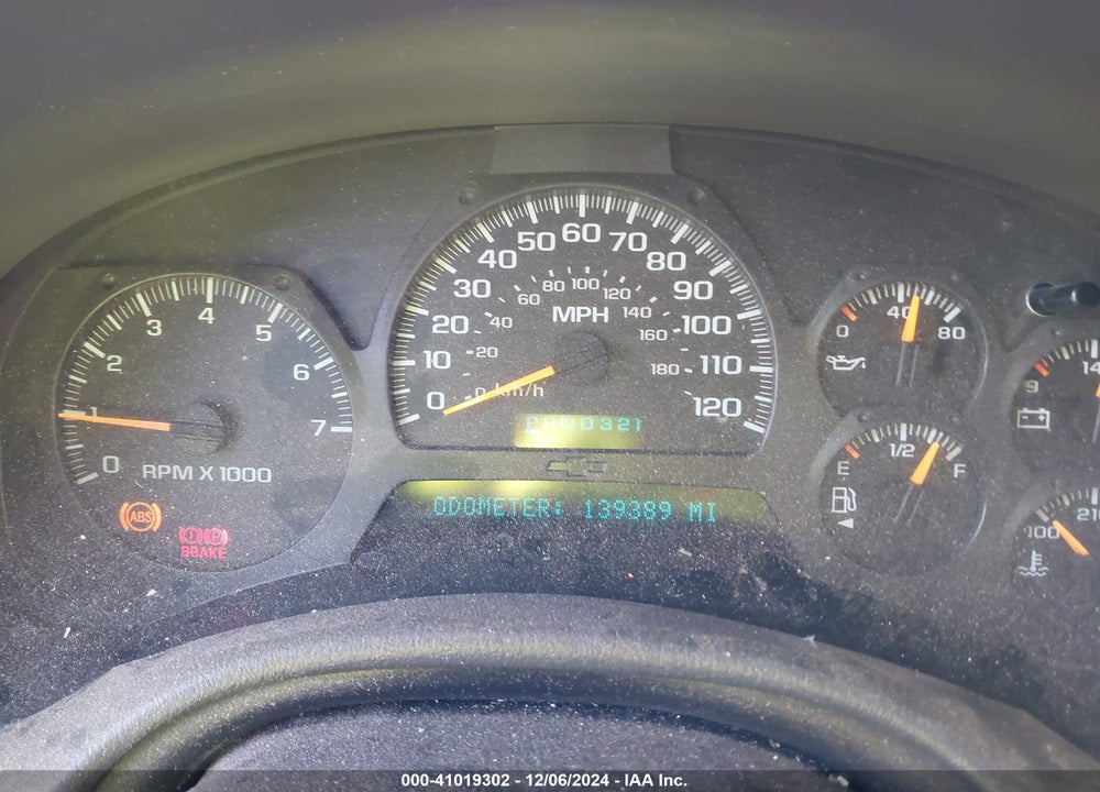 2004 CHEVROLET TRAILBLAZER LT VIN: 1GNDT13S642143953