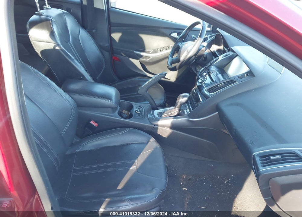 2012 FORD FOCUS TITANIUM VIN: 1FAHP3N29CL353226