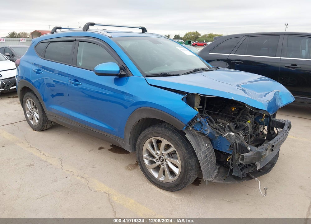 2016 HYUNDAI TUCSON SE VIN: KM8J33A42GU128589