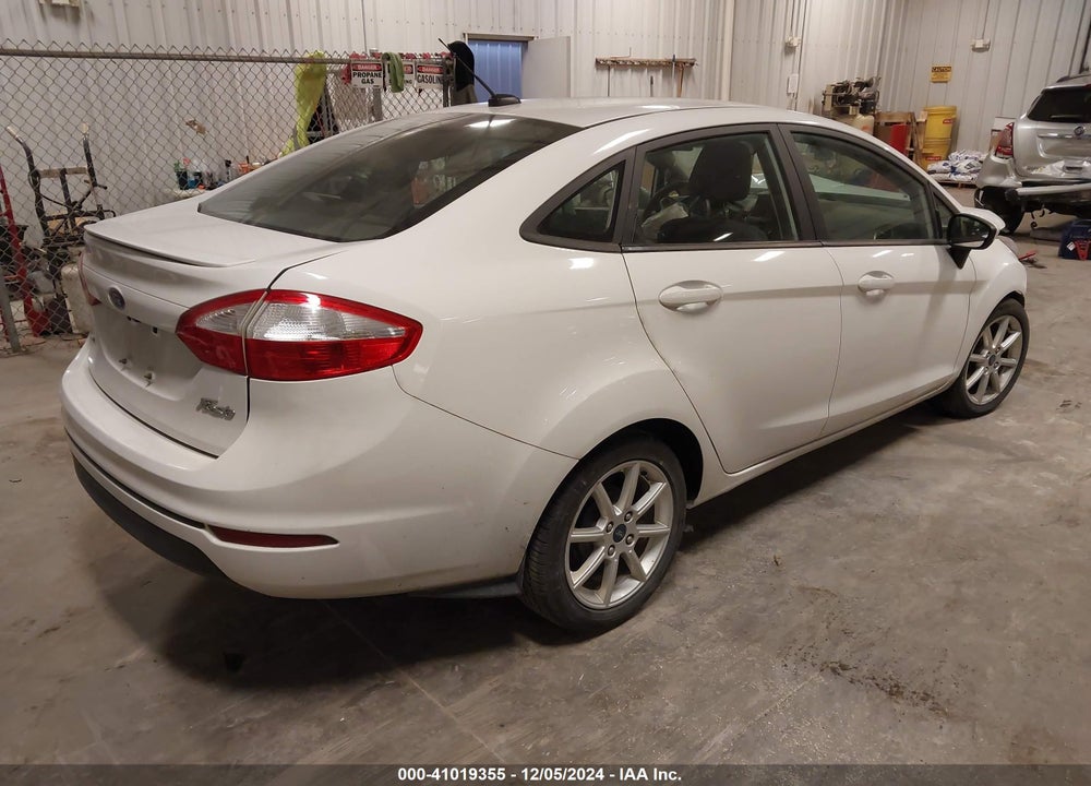 2019 FORD FIESTA VIN: 3FADP4BJ9KM137373