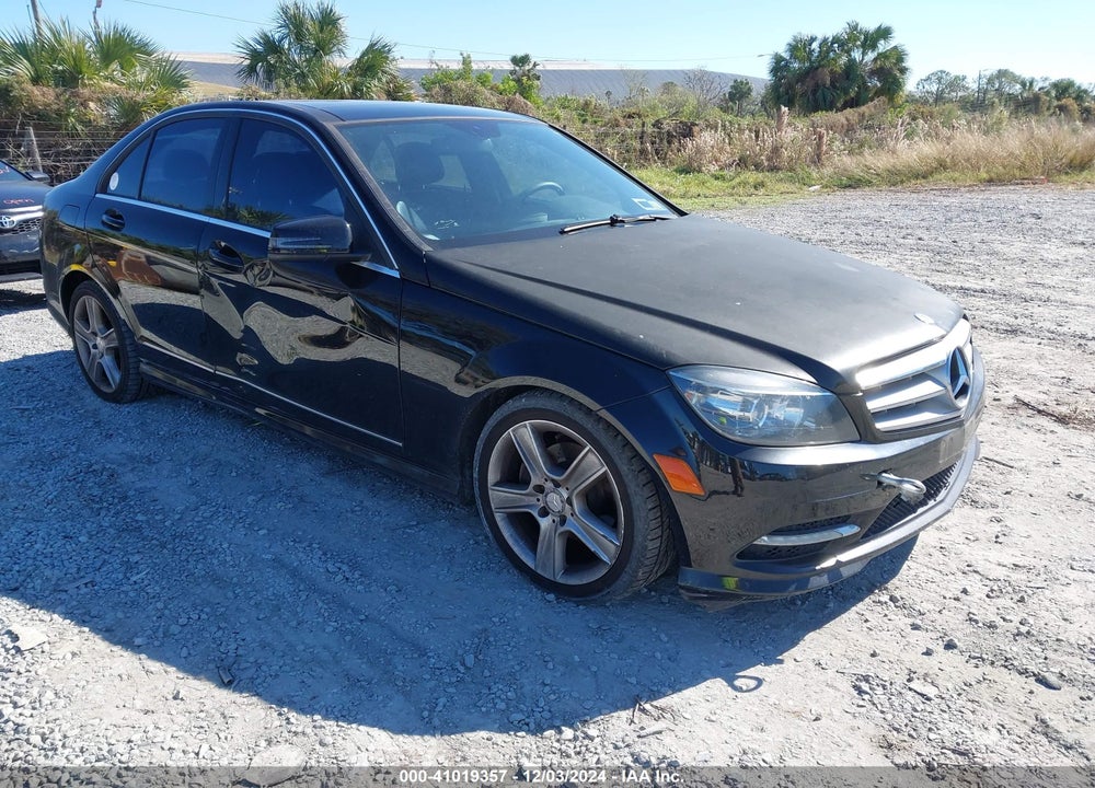 2011 MERCEDES-BENZ C 300 LUXURY 4MATIC/SPORT 4MATIC VIN: WDDGF8BB6BR148734