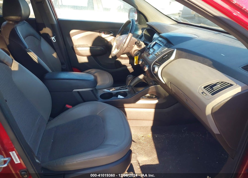 2013 HYUNDAI TUCSON GLS VIN: KM8JUCAC6DU598530