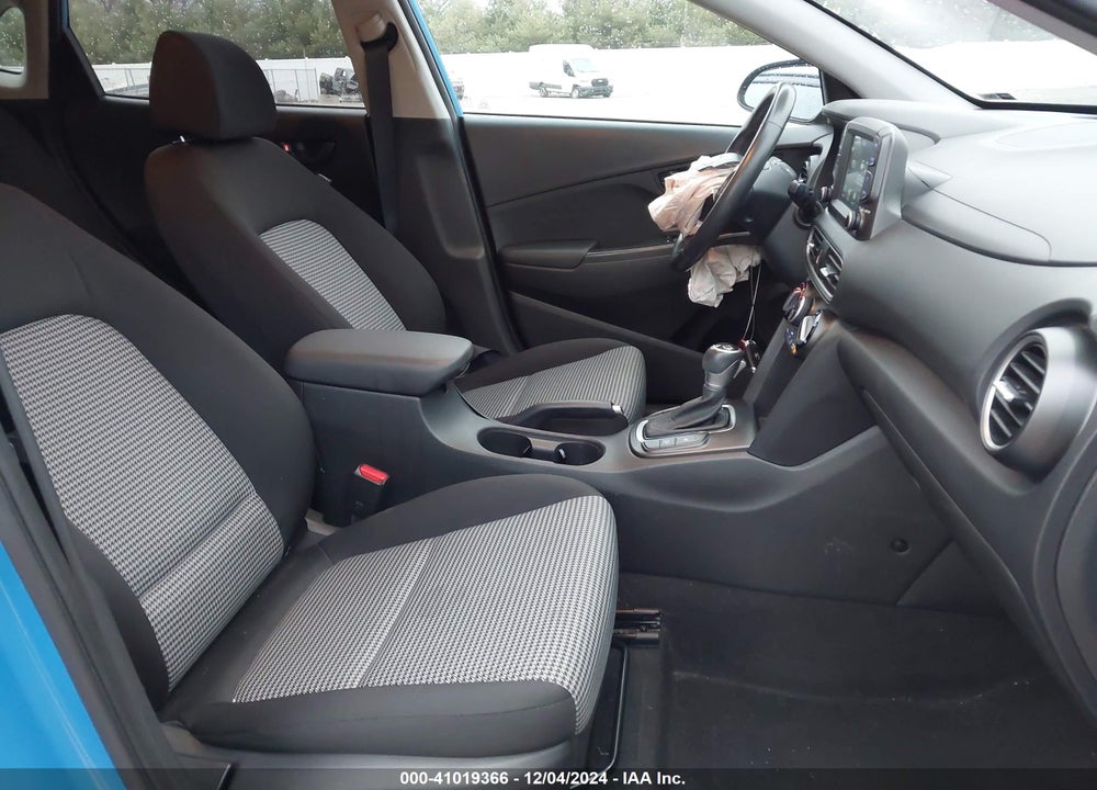 2020 HYUNDAI KONA SEL VIN: KM8K22AA1LU399032