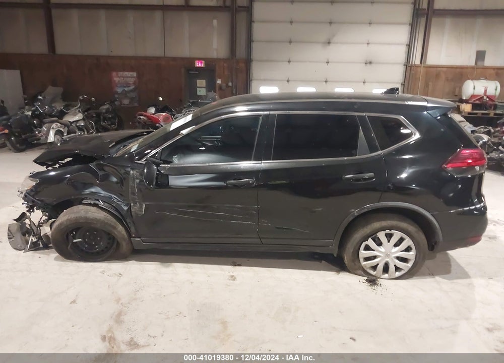 2017 NISSAN ROGUE S VIN: JN8AT2MV4HW256006