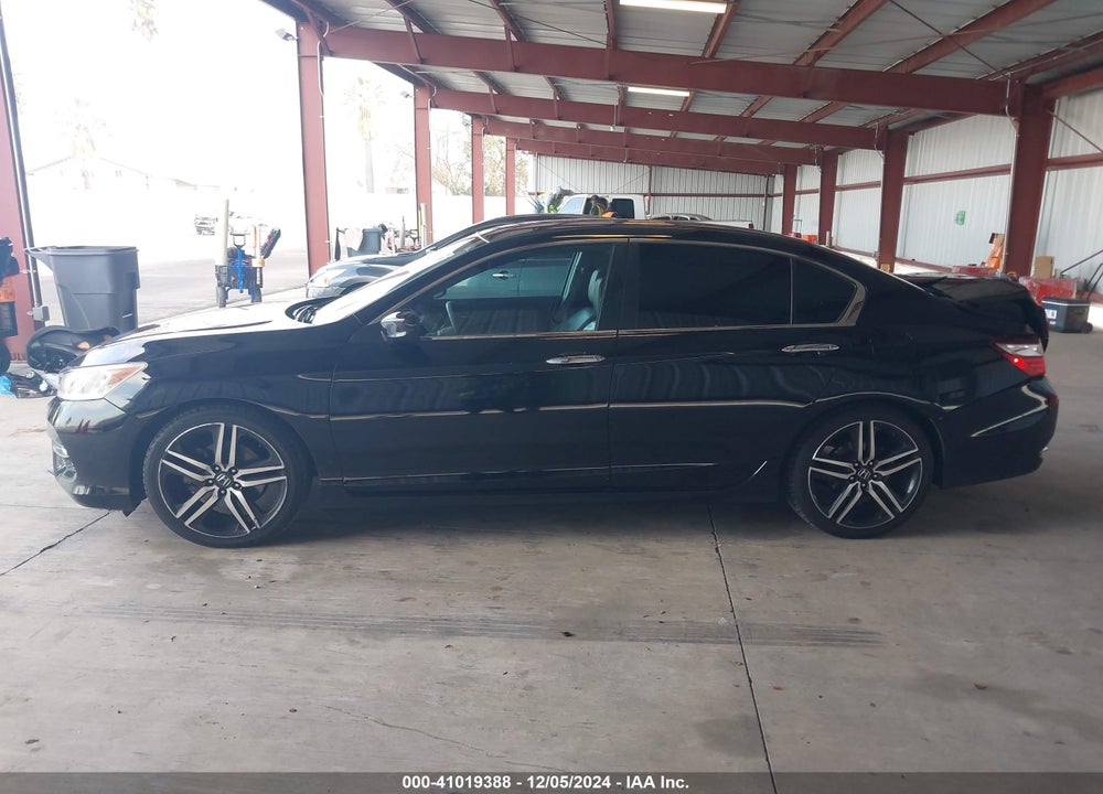2017 HONDA ACCORD SPORT SE VIN: 1HGCR2F14HA124455